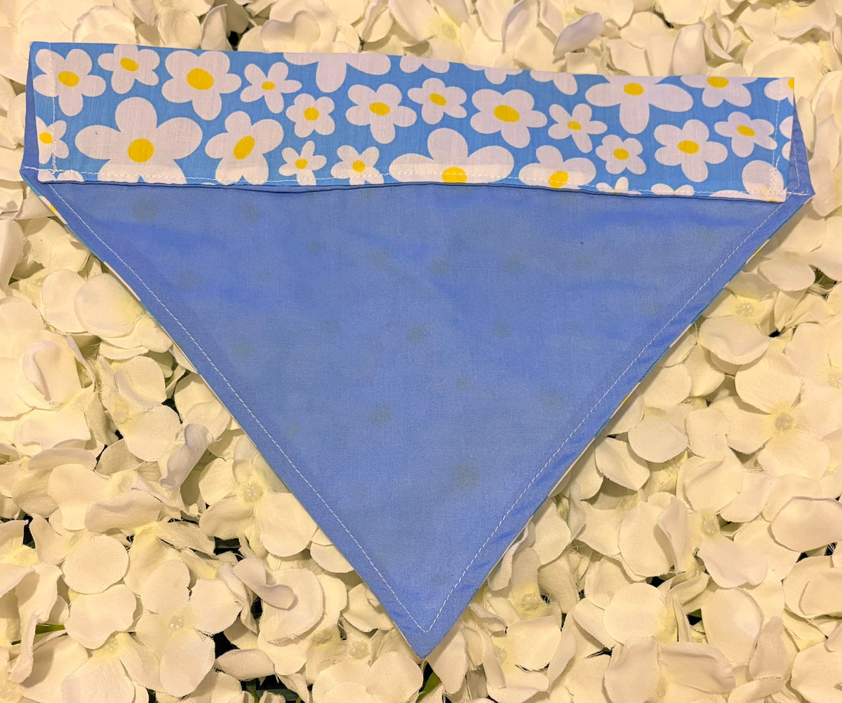 Blue Daisy Bandana - Large