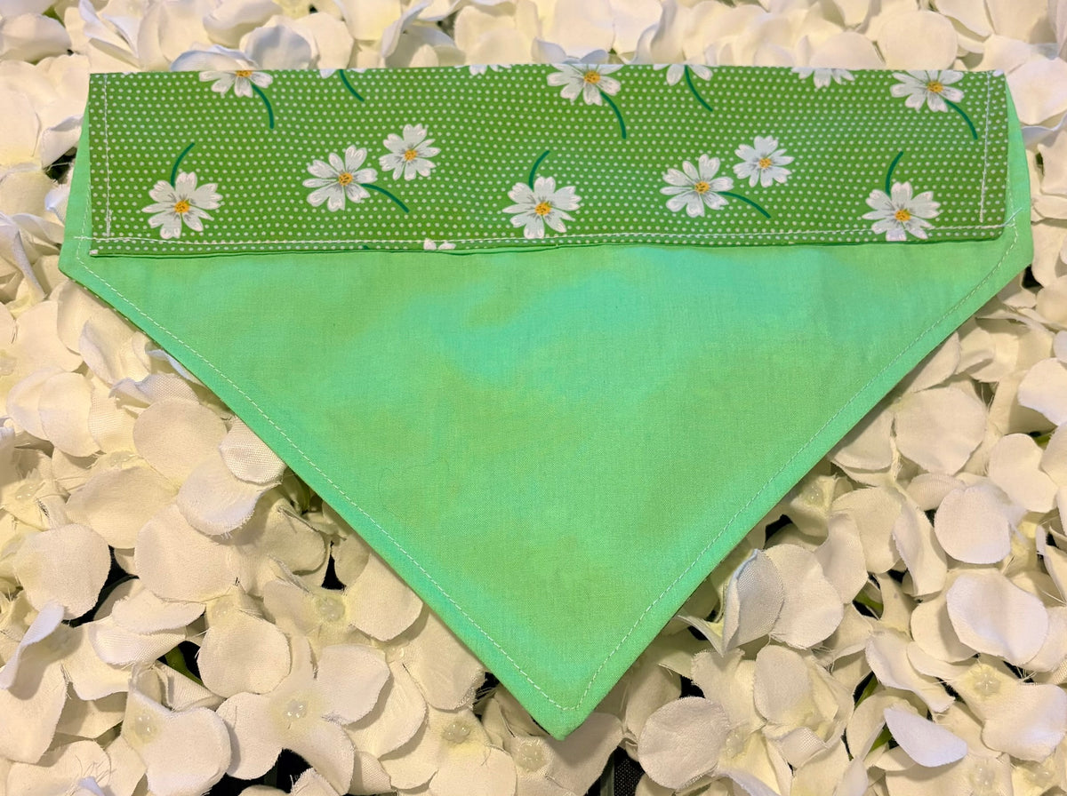 Green Daisy Bandana - Small
