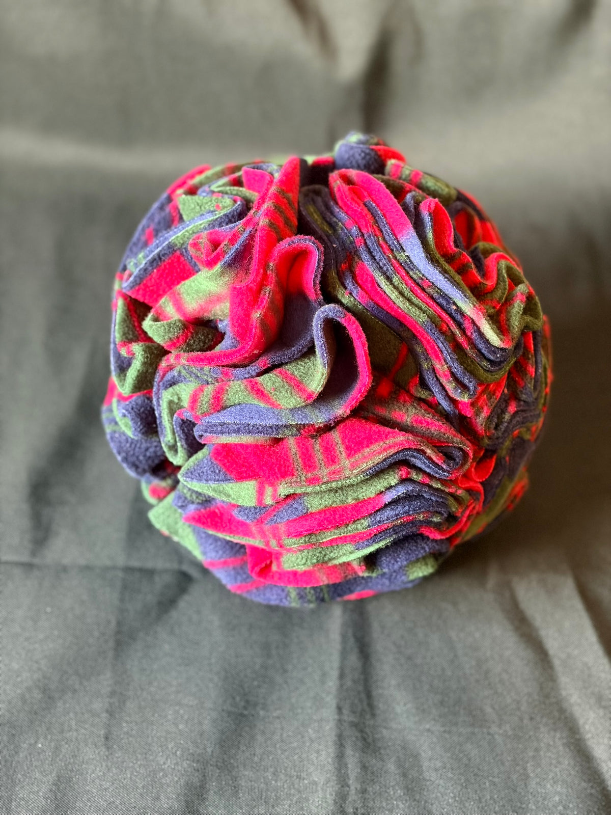 Snuffle Ball - Red Tartan