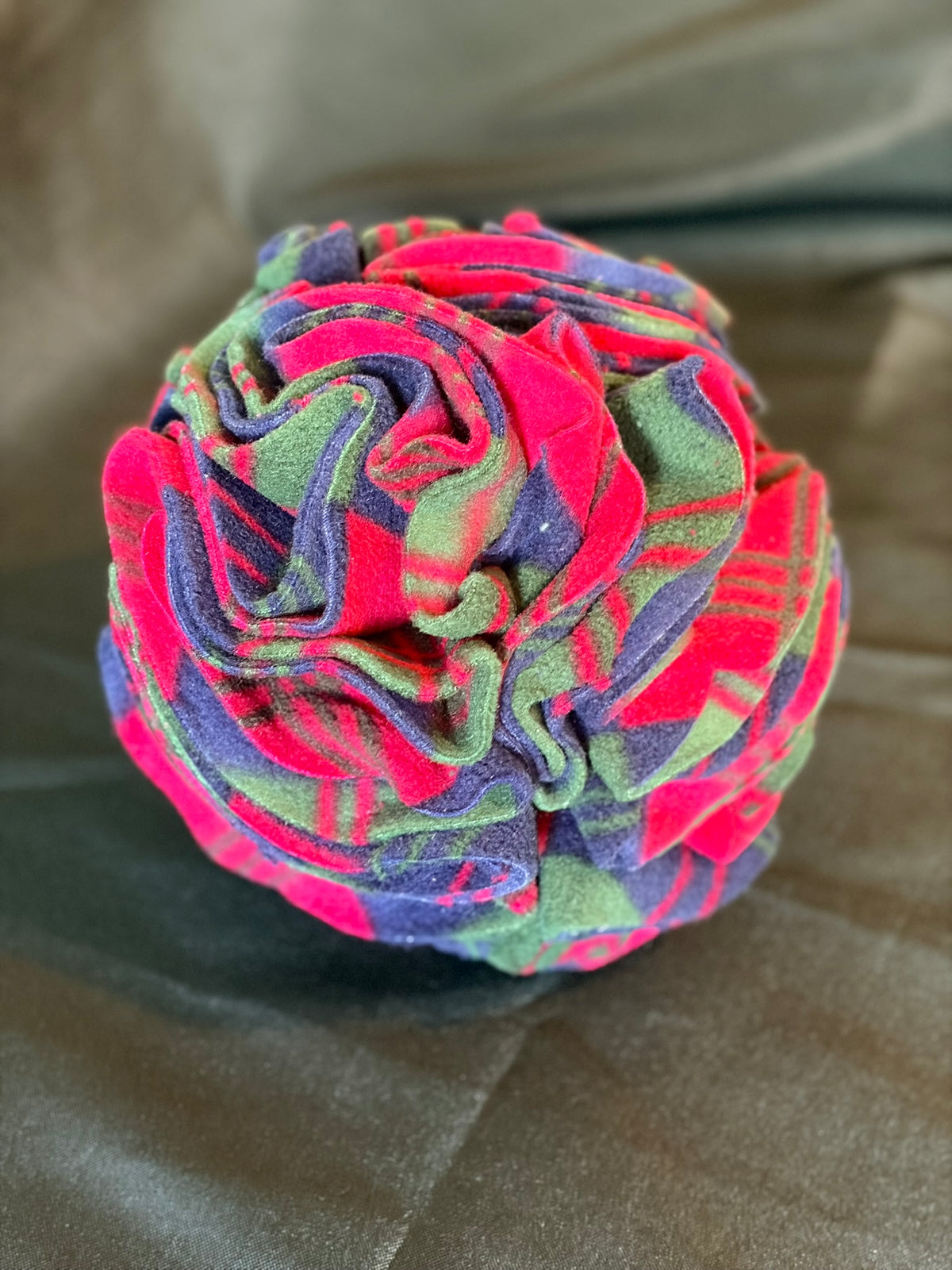 Snuffle Ball - Red Tartan