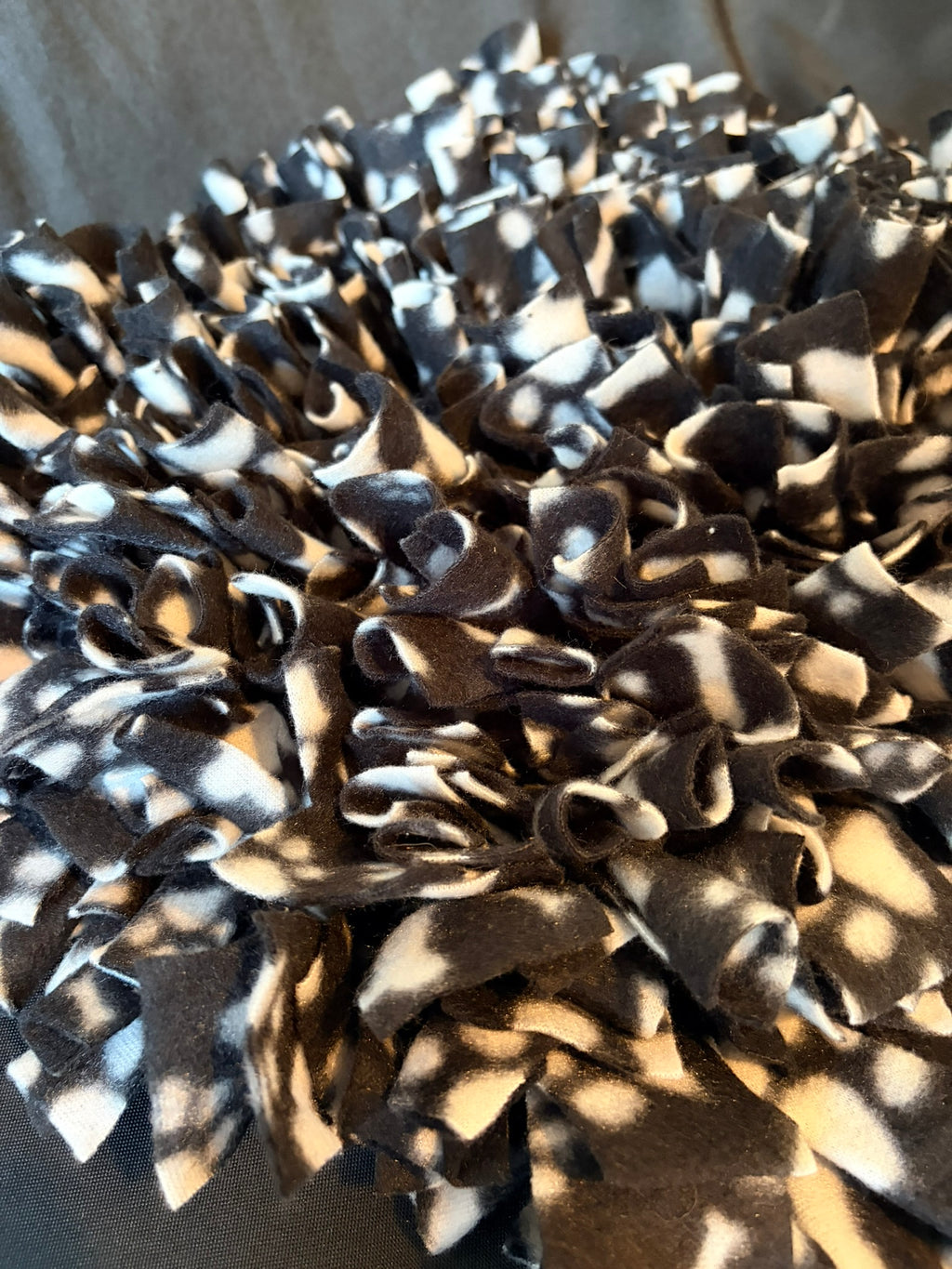 Black Paw Print Snuffle Mat - Large