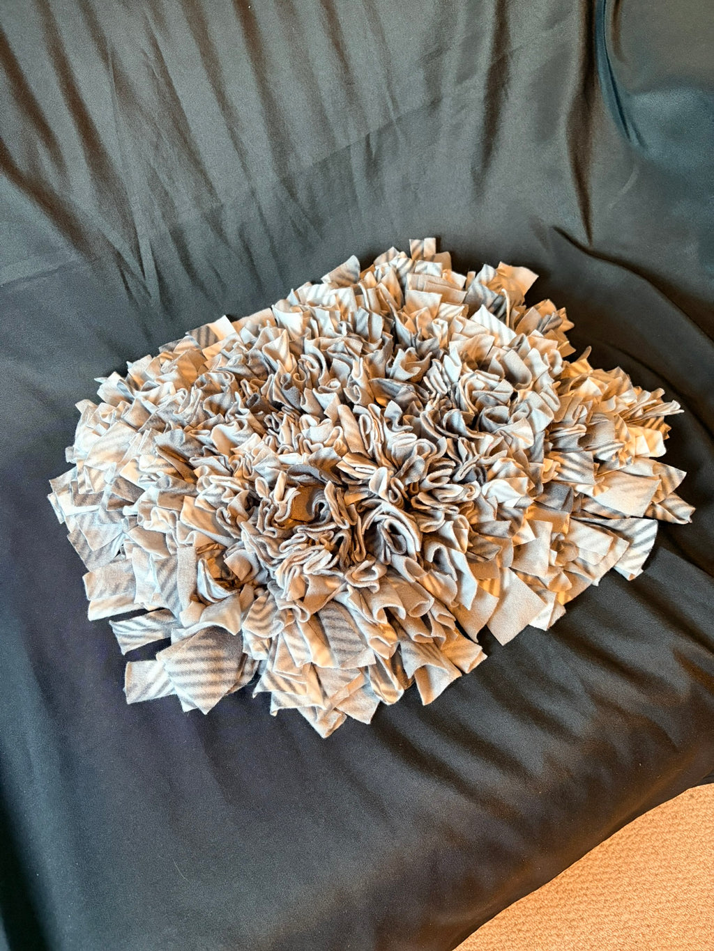 Light Grey Tartan Snuffle Mat - Large