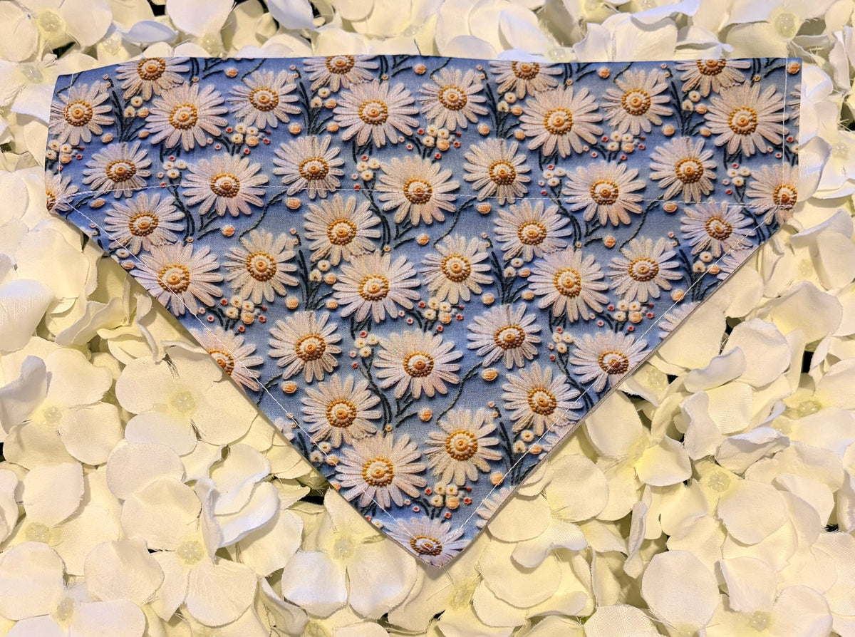 Blue Daisy Bandana - Medium