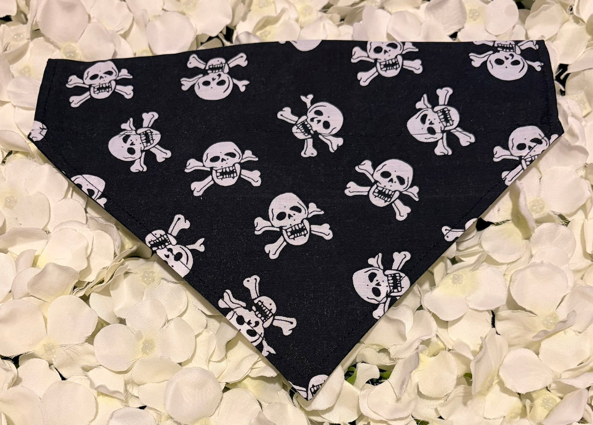 Black Pirate Bandana - Medium