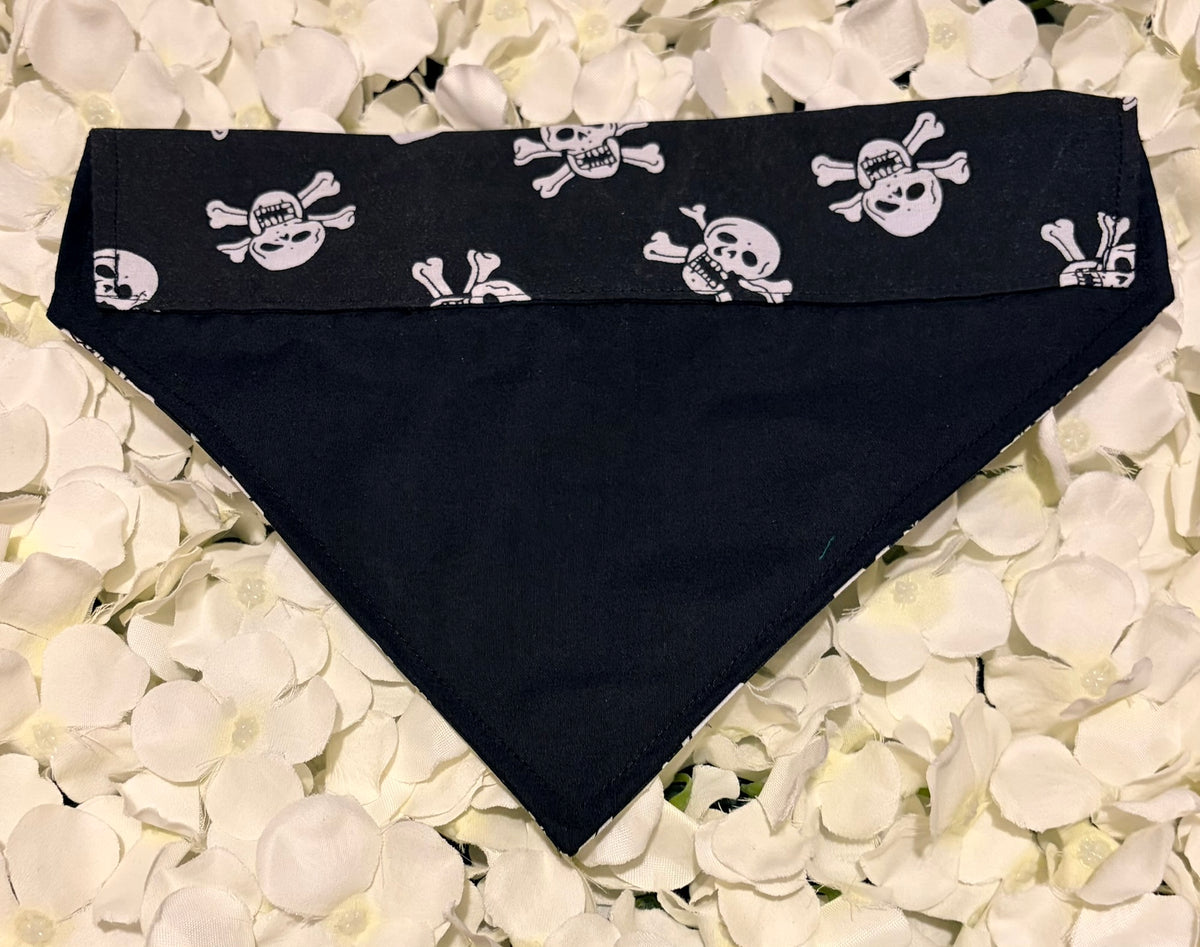 Black Pirate Bandana - Medium
